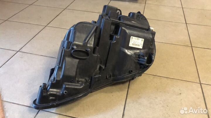 Правая фара галоген mercedes w212