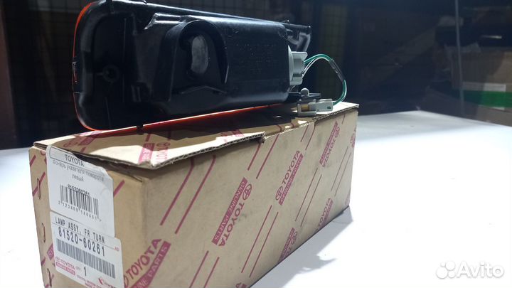 Повторитель поворота лев toyota Land Cruiser Prado