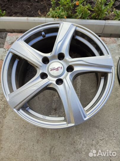 Диски литые r16x7. 5x112.д.о 66.6