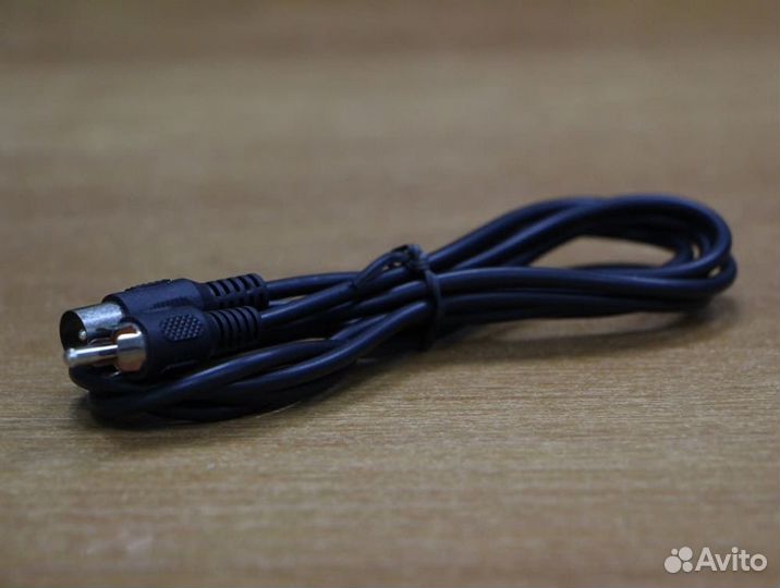 Кабель RF антенный для приставок 8-16bit к тв 1.5м
