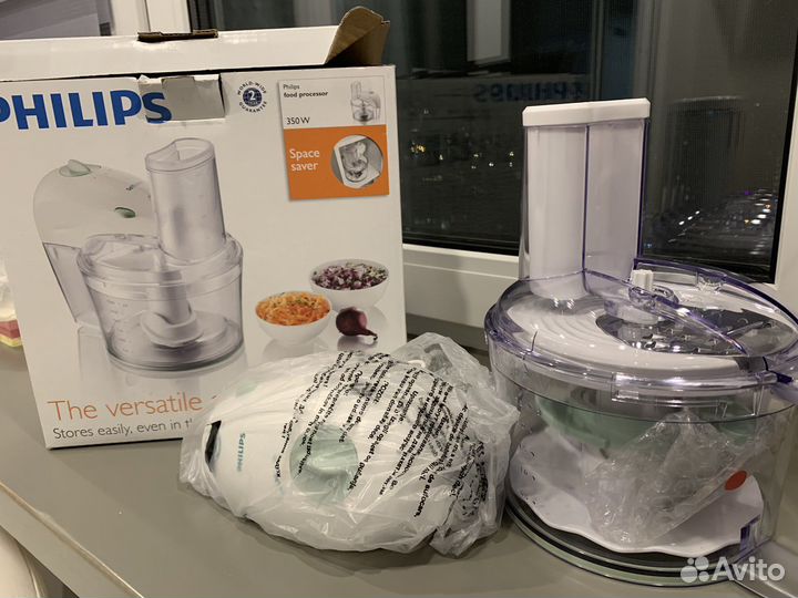 Кухонный комбайн Philips HR7605