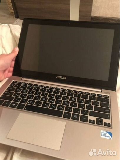 Asus vivibook s200e
