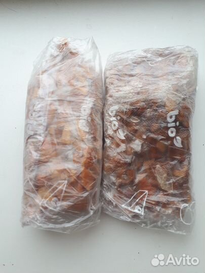 Ягоды, грибы лисички замороженные, грибы сушеные