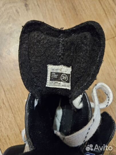 Коньки хоккейные