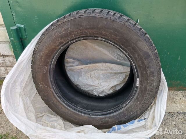 Michelin X-Ice North 4 215/55 R16 97T