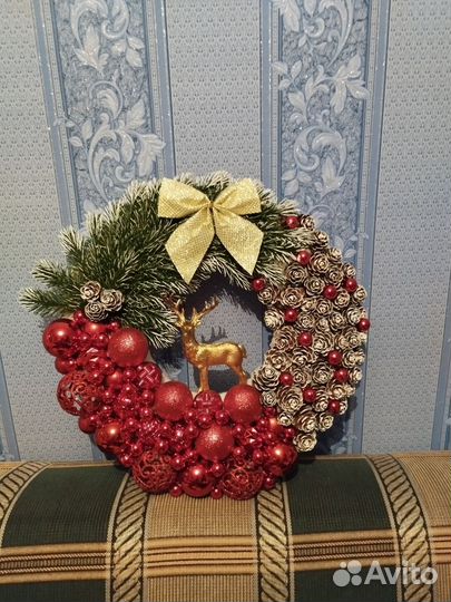 Новогодний венок ручной работы