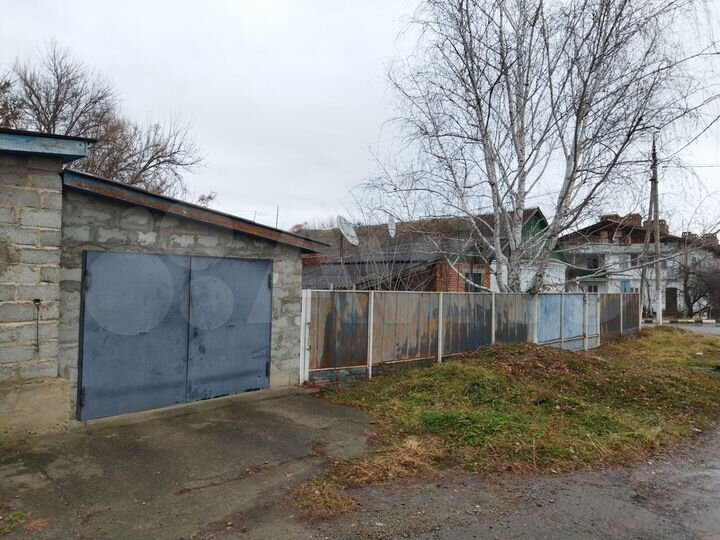 Дом 100 м² на участке 100 сот.