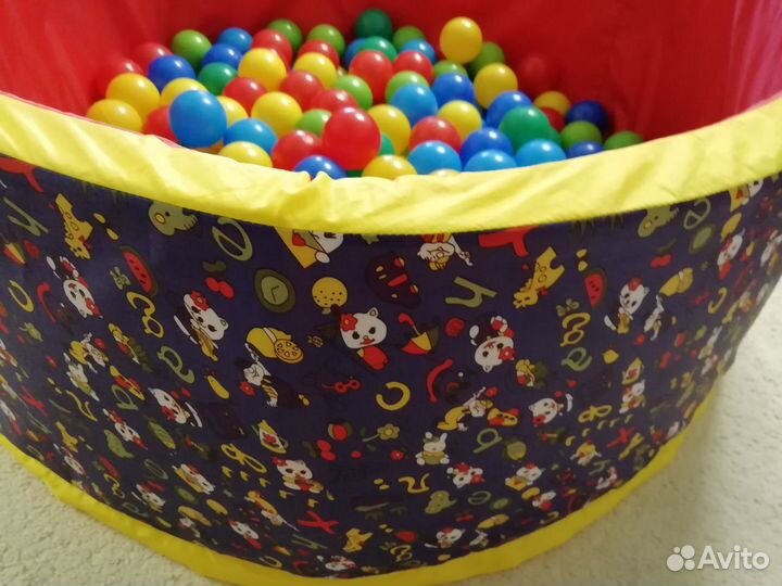 Бассейн с шариками
