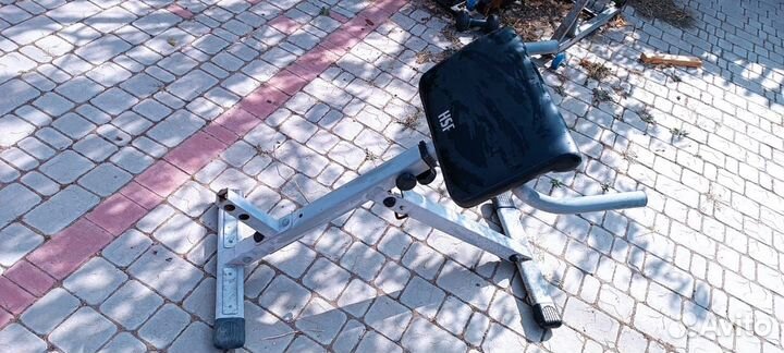 Тренажер гиперэкстензия