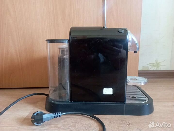 Кофемашина nespresso с капучинатором