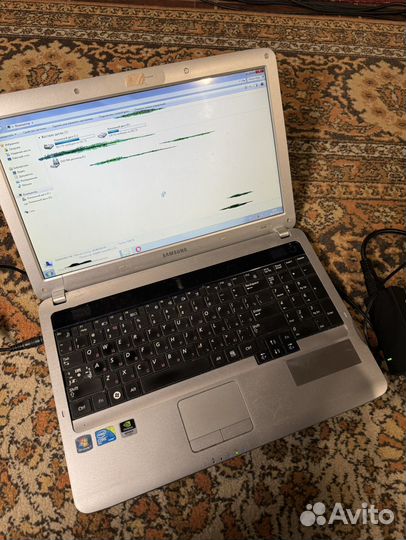Ноутбук samsung np-r530