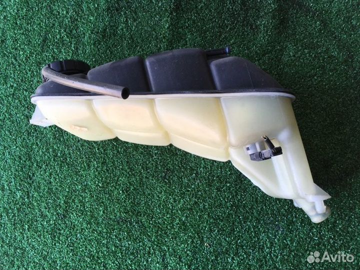 Бачок расширительный Mercedes-Benz E-Class W210