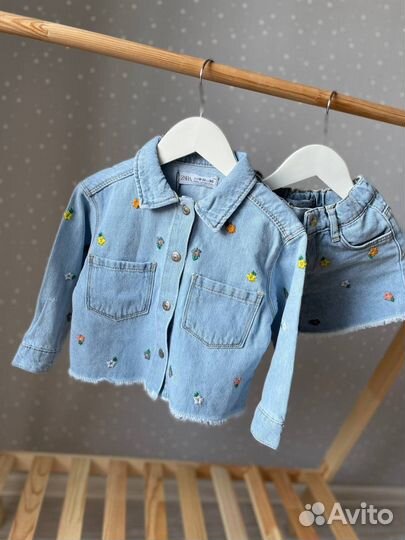 Джинсовый костюм для девочки с шортами