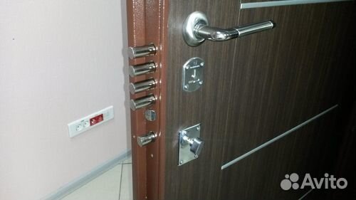 Замена замков / Вскрытие замков