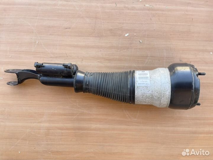 Амортизатор передний левый Mercedes W222 C217