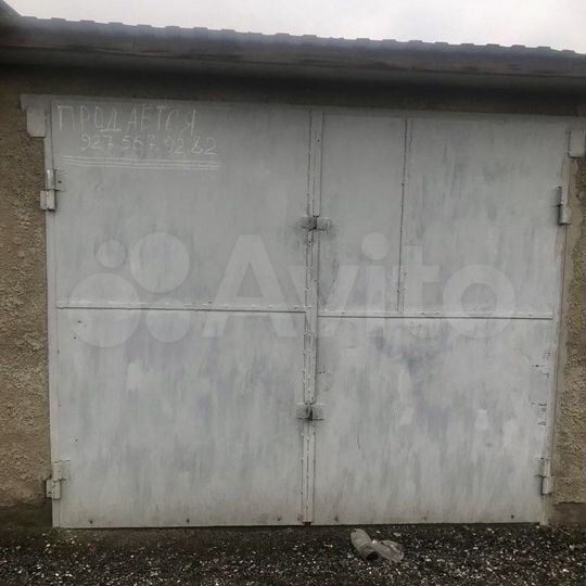 Гараж, > 30 м²
