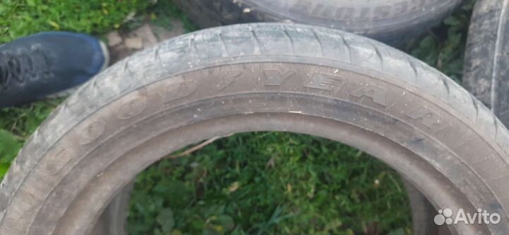Goodyear Eagle LS 235/45 R17