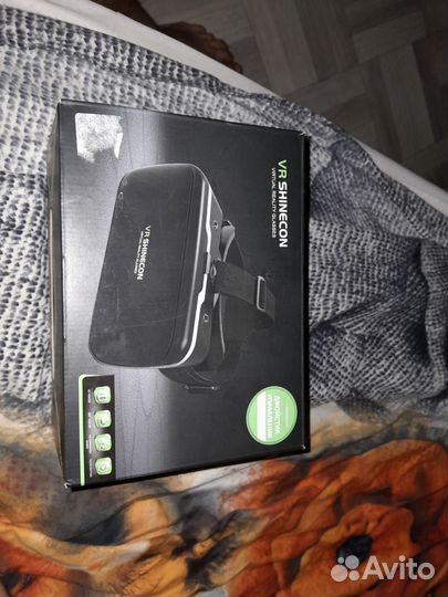 Виртуальные очки с джойстиком