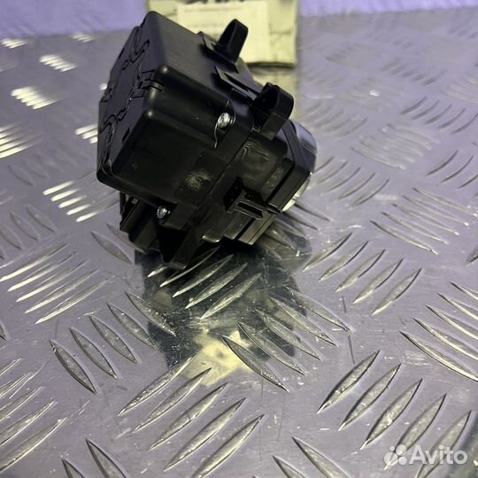 Блок управления Аудиосистемой,A1669002809,Mercedes