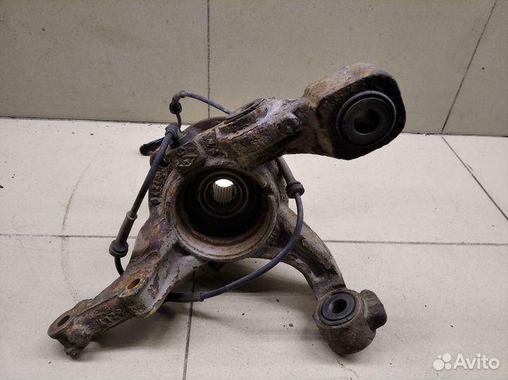 Кулак поворотный задний левый Duster 2012