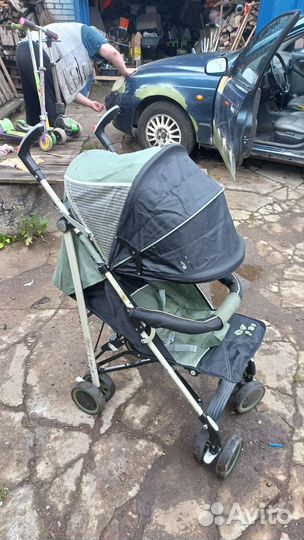 Прогулочная коляска