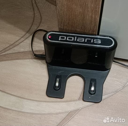 Робот пылесос polaris