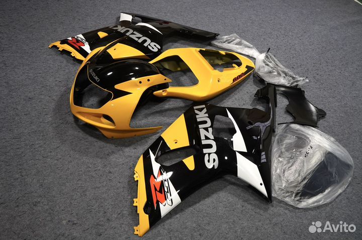 Комплект пластика на Suzuki GSX-R600/750 2000-2003