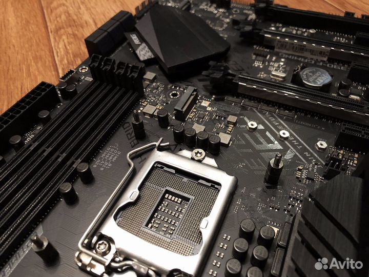 Материнская плата Asus ROG Strix Z390-F Gaming