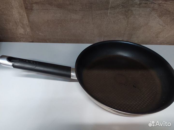Сковорода tefal 26 см бу