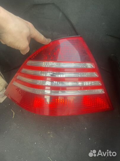 Фонарь рест w 220 левый