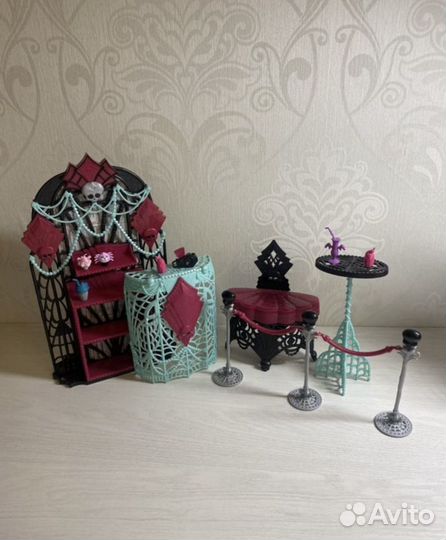 Набор мебели monster high