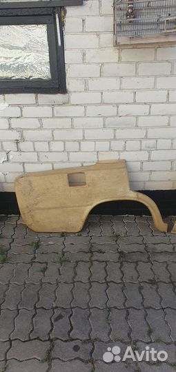 Пластиковые крылья Ваз 2101