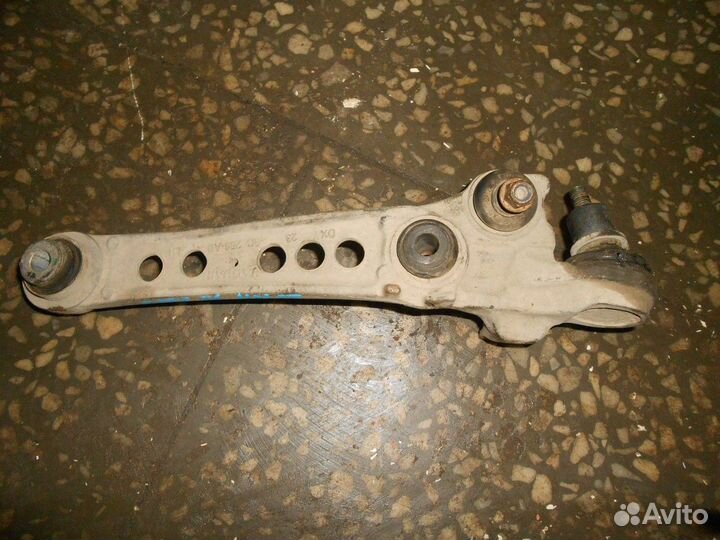 Рычаг подвески передний левый нижний поперечный