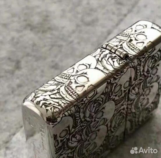 Зажигалка Zippo Sterling Skull