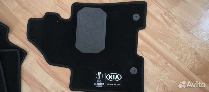 Коврики для машины