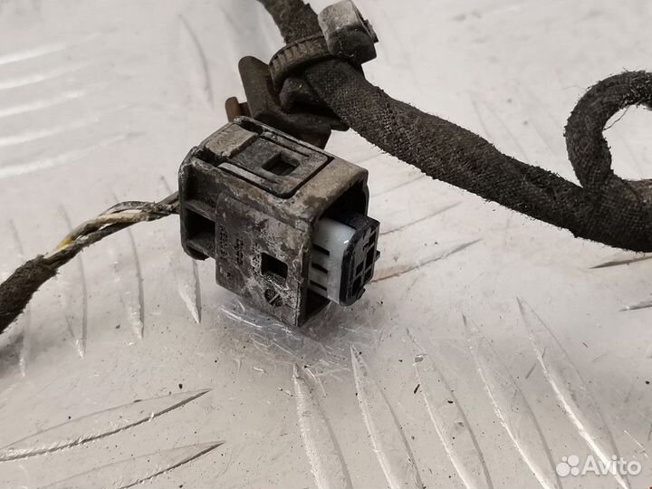 Проводка BMW 7 E65/E66/E67 2001 61126907313