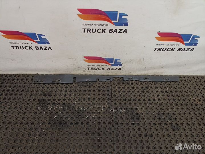 Накладка бампера левая Man TGX