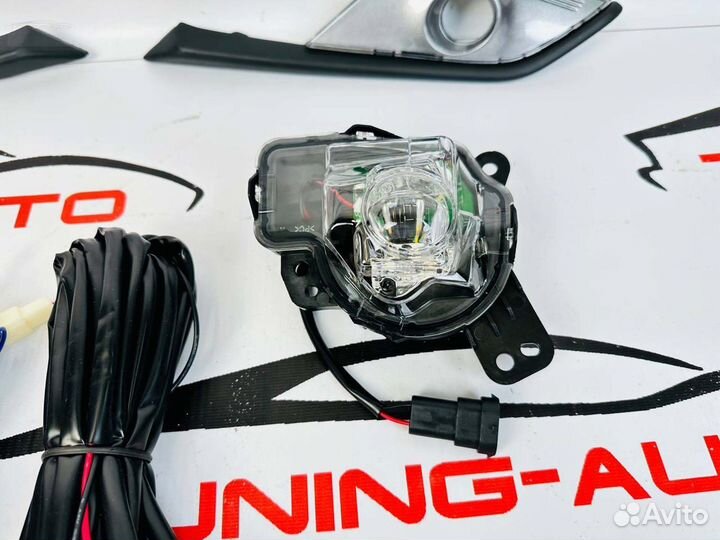 Противотуманные фары Mitsubishi Outlander K8276