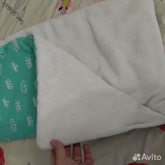 Подушка одеяло и матрас для малыша