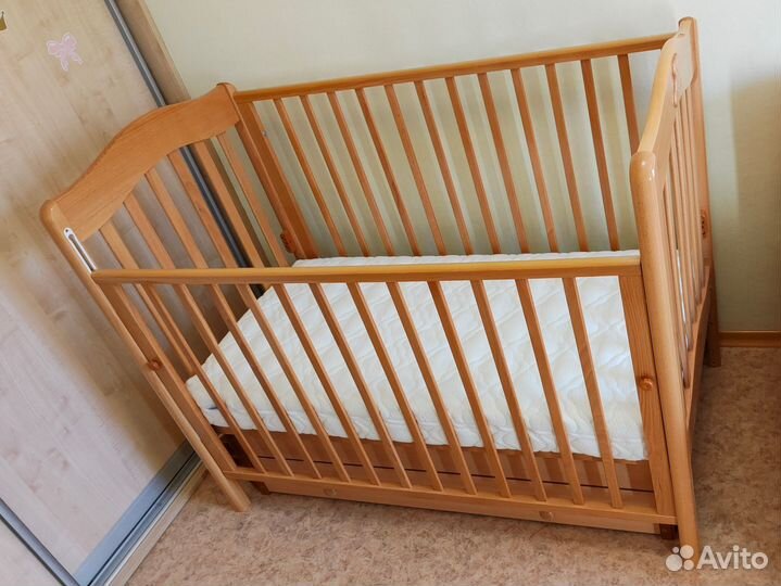 Детская кроватка Гандылян Ванечка + матрас + ещё