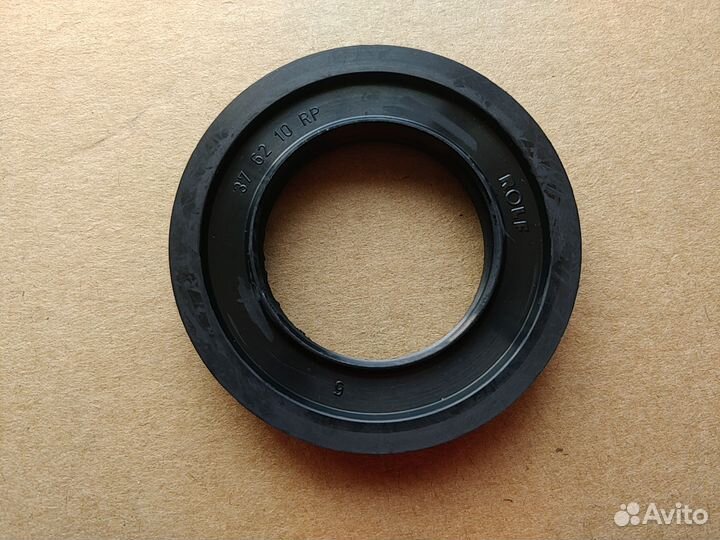 Сальник 37 62 10