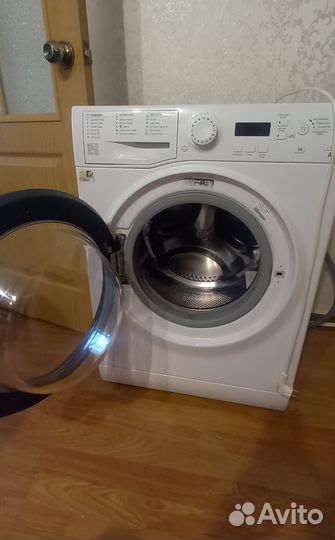 Стиральная машина автомат Hotpoint Ariston