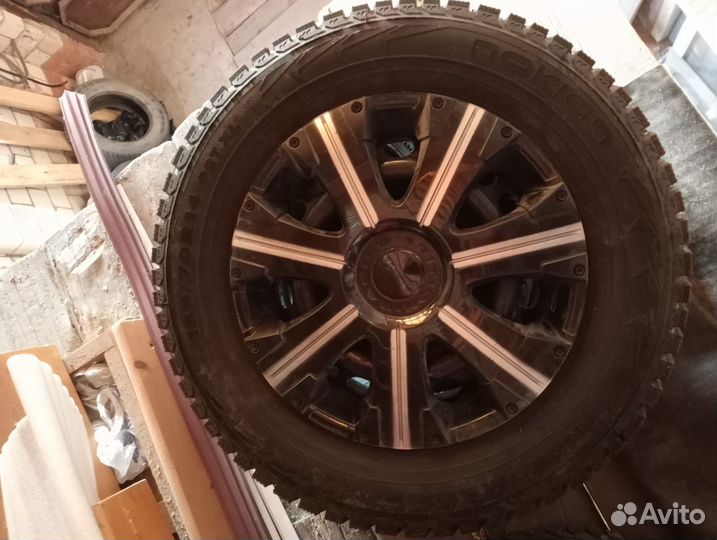 Комплект зимних колес r14