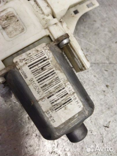 Моторчик стеклоподъемника передний левый Ford