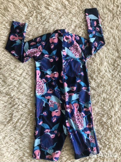 Комбинезон купальный новый 98 lassie