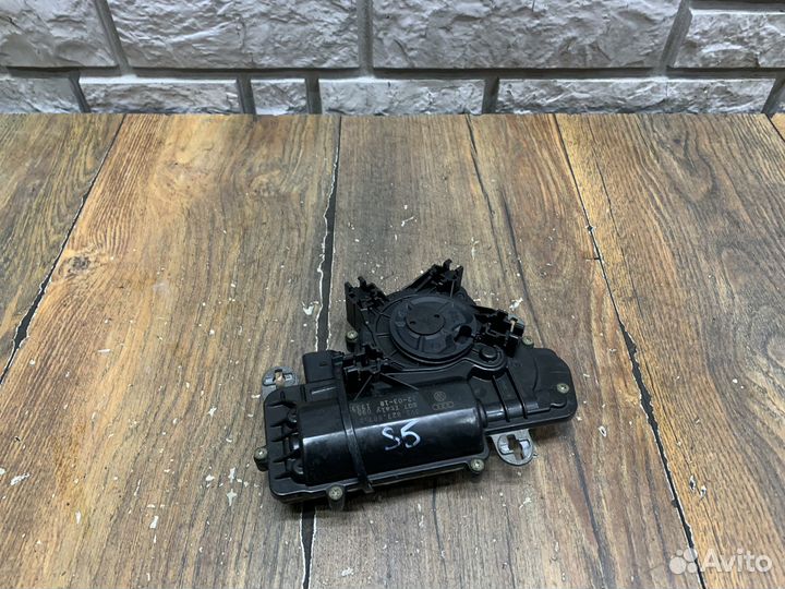 Audi A5/S5 (F5) Активатор замка багажника