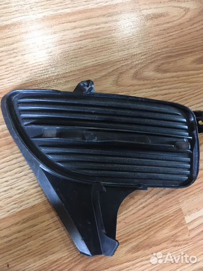 Заглушка бампера от Toyota Corolla, Fielder, Axio