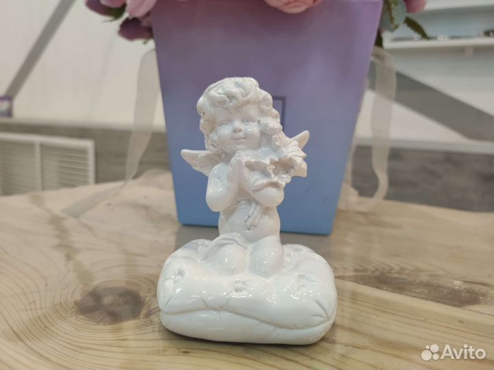 Статуэтки из гипса ангелочки
