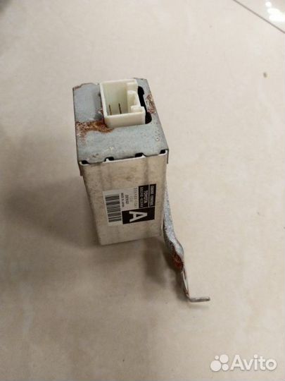 Блок электронный Toyota Rav4 ACA22 1AZ 2000