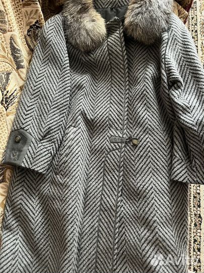 Пальто зимнее